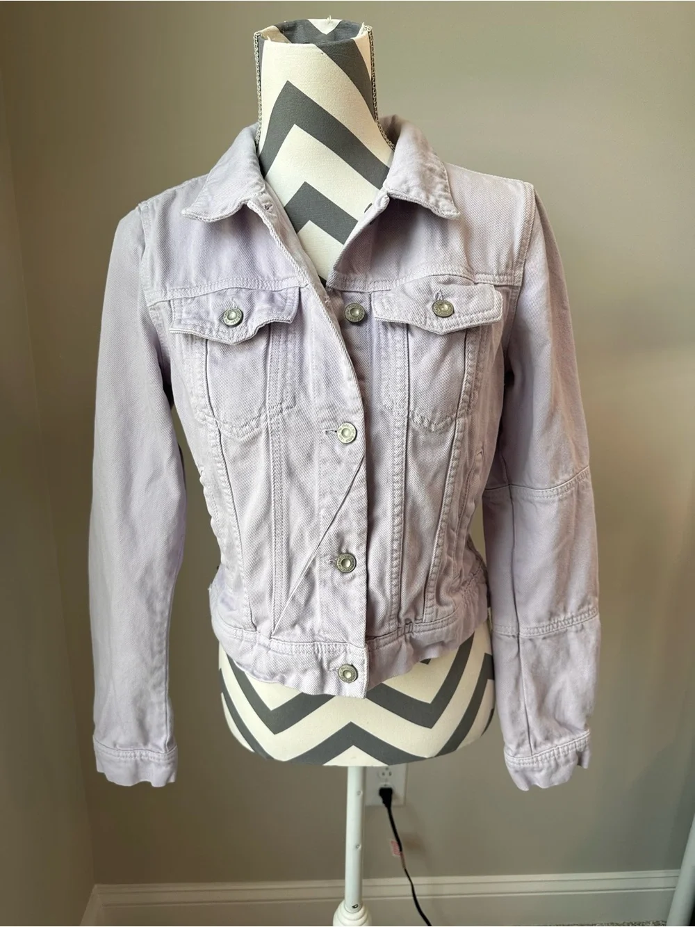 Free People We The Free Rumors Denim Jacket Lavender Lilac Purple Size Small GUC - Picture 2 of 10